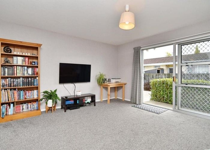  at 5A James Condon Place, Redwood, Christchurch City, Canterbury