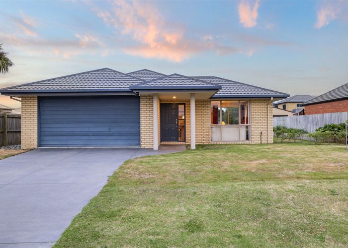  at 7 Stout Street, Waimairi Beach, Christchurch