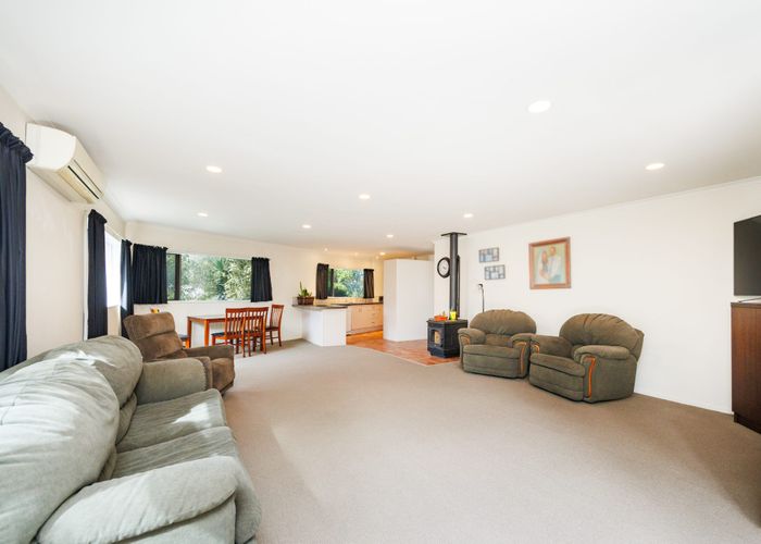  at 5 Barnes Court, Roslyn, Palmerston North