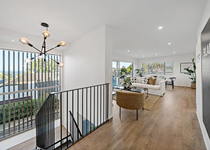  at 2/5 Brown Street, Hauraki, Auckland