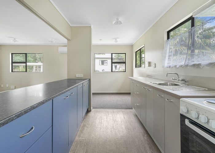  at 14 Manor Place, Bader, Hamilton
