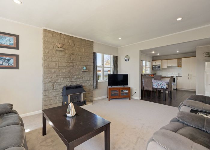  at 17 Filmer Place, Melville, Hamilton, Waikato