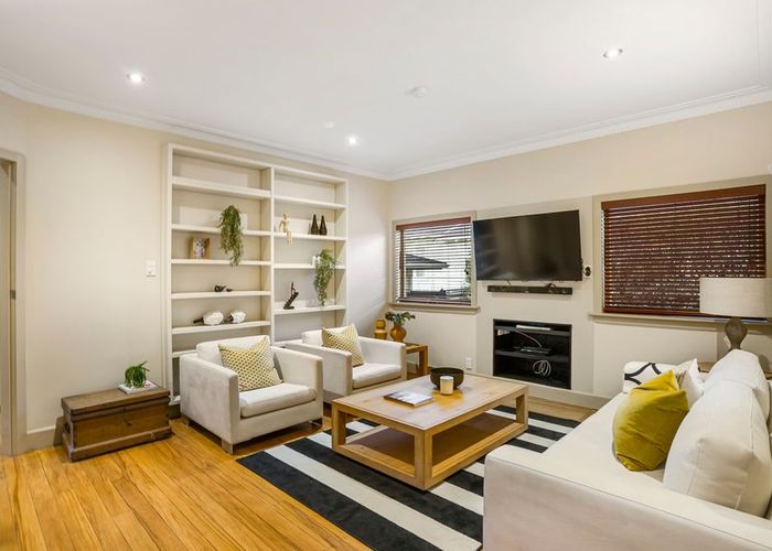  at 28 Miller Street, Point Chevalier, Auckland City, Auckland