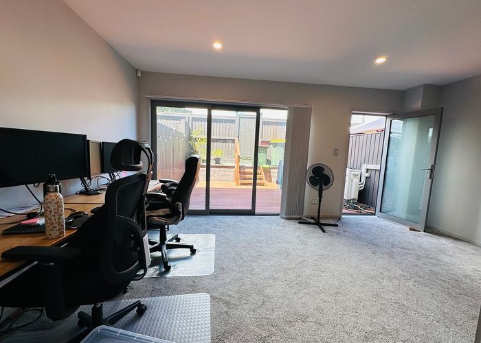  at 2/1A Halsey Road, Manurewa, Manukau City, Auckland