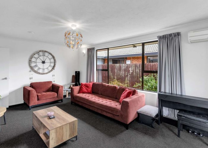 at 1/42 Briarmont Street, Avondale, Christchurch