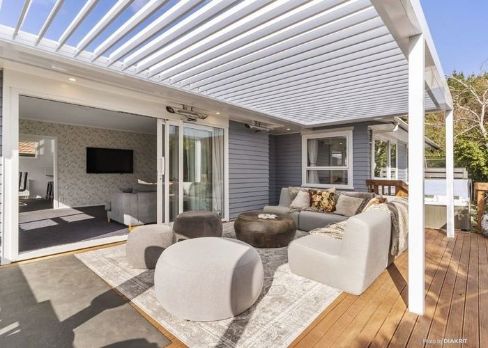  at 49 Sunrise Boulevard, Tawa, Wellington