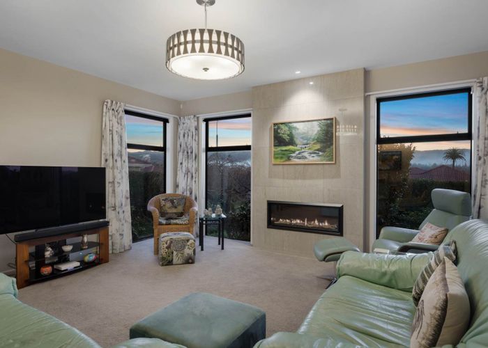  at 16 Carnoustie Place, Katikati