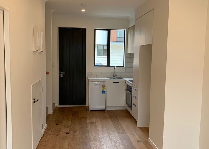  at 17 Mahalo Avenue, Wiri, Manukau City, Auckland