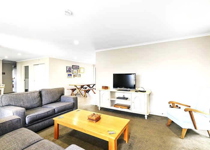  at 15 Kirton Drive, Riverstone Terraces, Upper Hutt