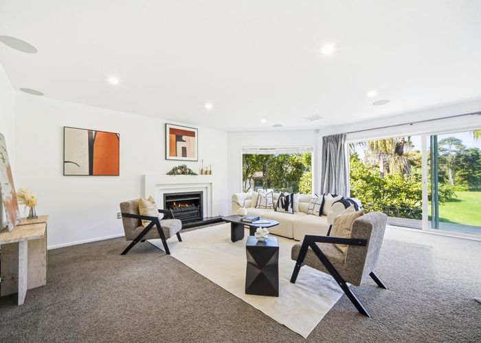  at 14 Landing Drive, Albany, North Shore City, Auckland