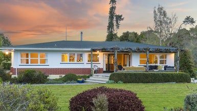  at 17 Old House Road, Upper Moutere