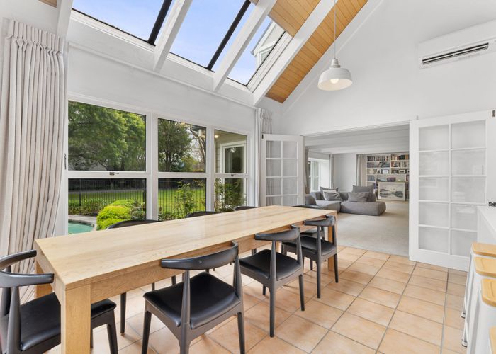 at 3 Ashdale Lane, Strowan, Christchurch City, Canterbury