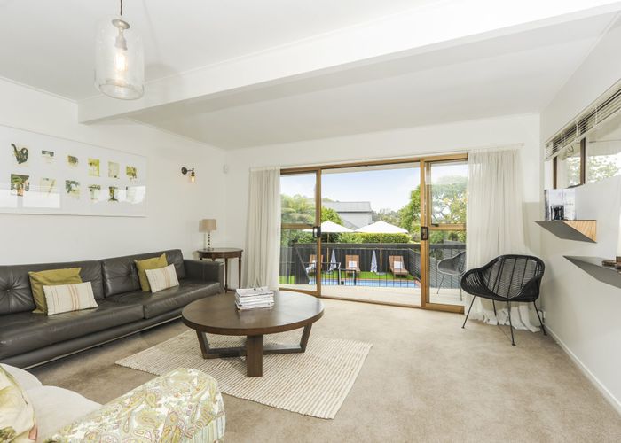  at 2/6 Penrhyn Road, Mount Eden, Auckland City, Auckland
