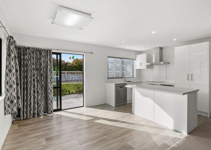  at 11 Heta Road, Highlands Park, New Plymouth