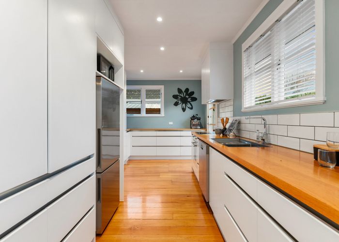  at 5 Houpara Street, One Tree Hill, Auckland