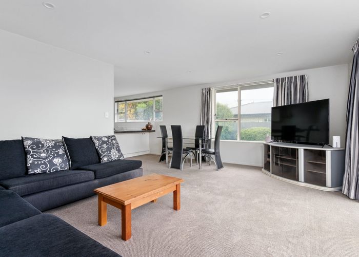  at 2/18 School Road, Halswell, Christchurch