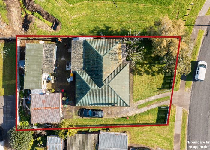  at 9 Woburn Street, Mangere East, Auckland