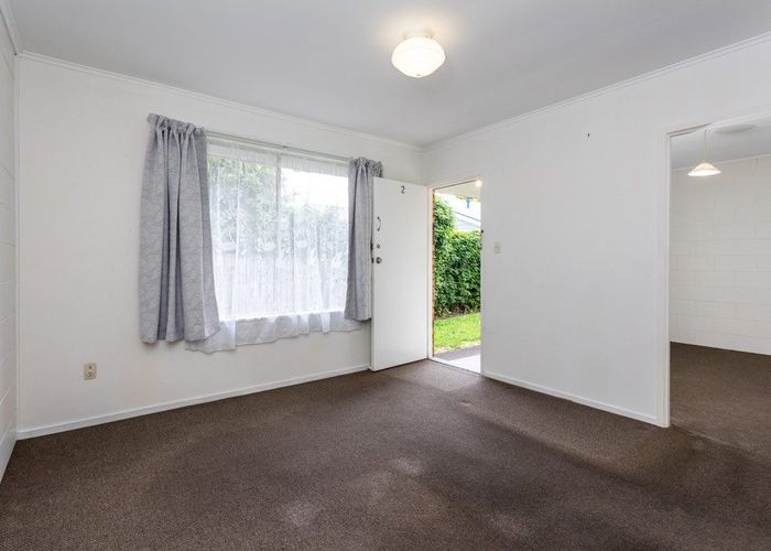  at 2/45 Willcott Street, Mount Albert, Auckland City, Auckland