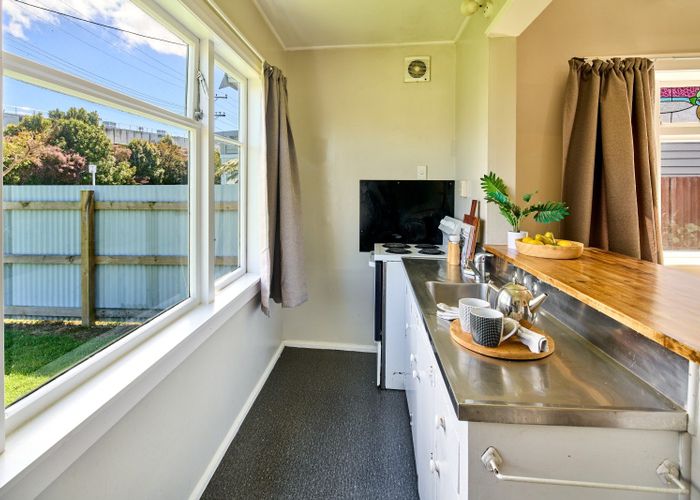  at 26 Bristol Square, Lower Hutt, Lower Hutt, Wellington