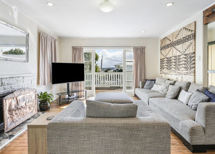  at 59 Sylvan Crescent, Te Atatu South, Waitakere City, Auckland