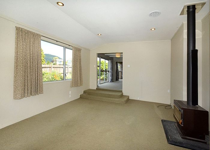  at 32 Estuary Crescent, Fairfield, Dunedin, Otago