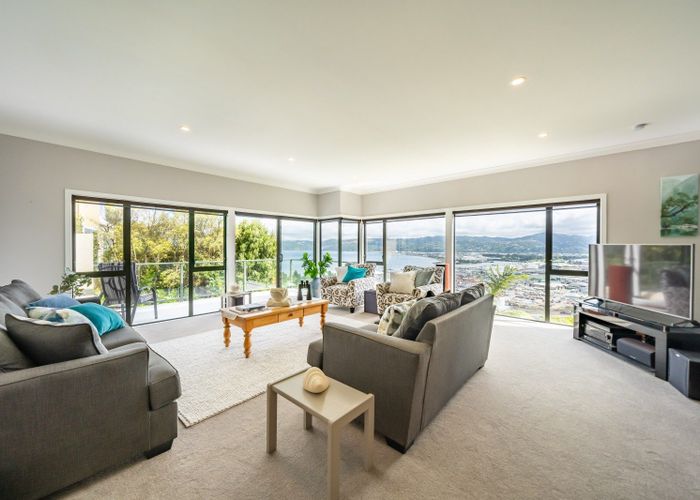  at 69 Howard Road, Point Howard, Eastbourne, Lower Hutt, Wellington