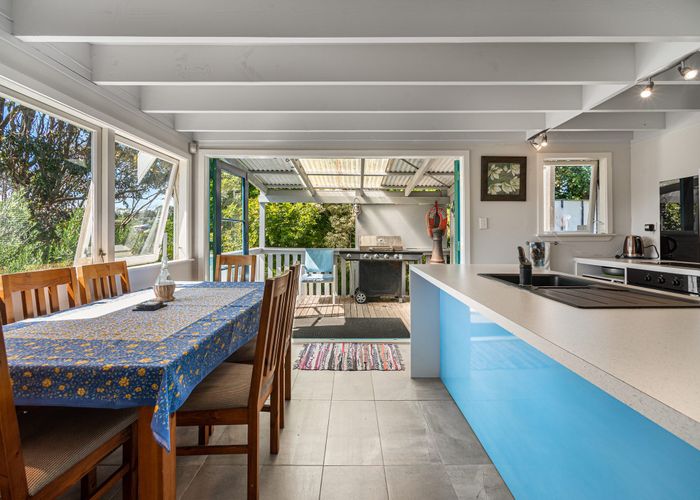  at 22 Ocean Road, Surfdale, Waiheke Island