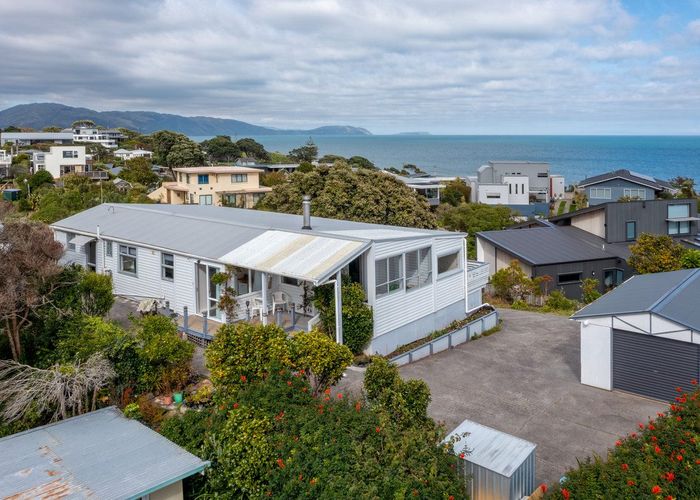  at 13 The Crescent, Raumati South, Kapiti Coast, Wellington
