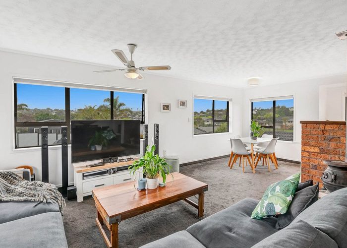  at 23 Bay Street, Red Beach, Red Beach