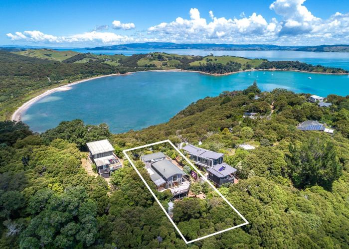  at 19 Bella Vista Road, Ōmiha, Waiheke Island