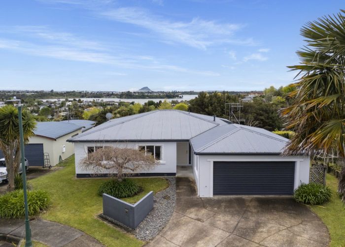  at 22 Vanderbilt Place, Welcome Bay, Tauranga
