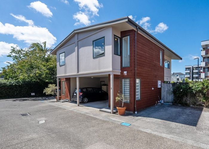  at 2/64A Galway Street, Onehunga, Auckland City, Auckland