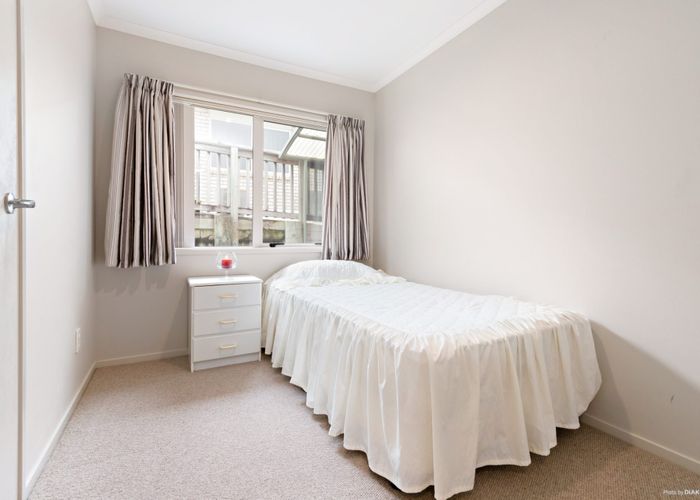  at 25/8 Village Place, Tuakau, Franklin, Auckland