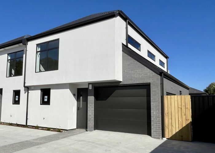  at 1/677 Worcester Street, Linwood, Christchurch City, Canterbury