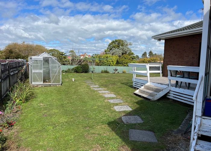  at 127 Pembroke Road, Pembroke