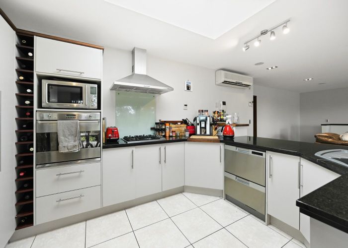 at 436A River Road, Fairfield, Hamilton
