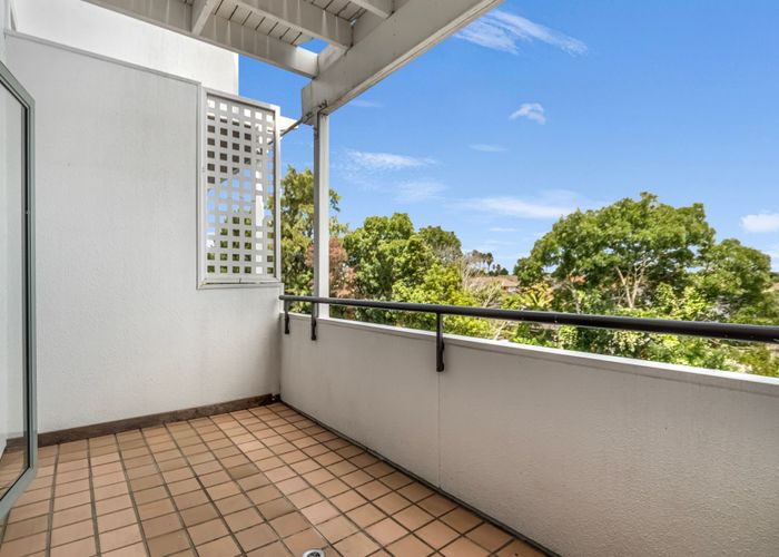  at 20/150 Chapel Road, Flat Bush, Manukau City, Auckland