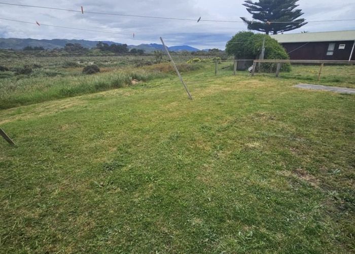  at 42A Rutherford Drive, Waikanae Beach, Kapiti Coast, Wellington