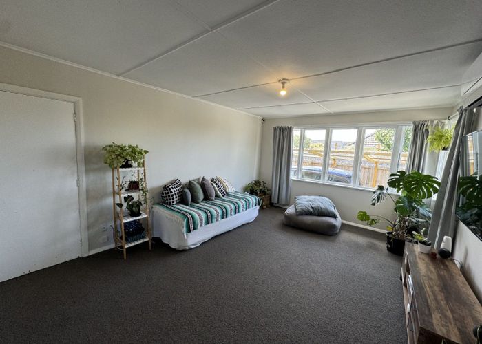  at 37 Fenchurch Street, Redwood, Christchurch City, Canterbury