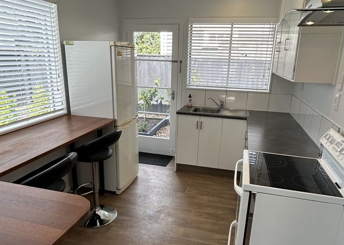  at 1/92 Shakespeare Road, Waltham, Christchurch