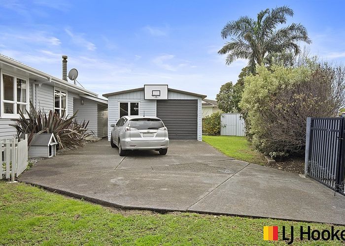  at 3 Cargill Street, Papakura, Papakura