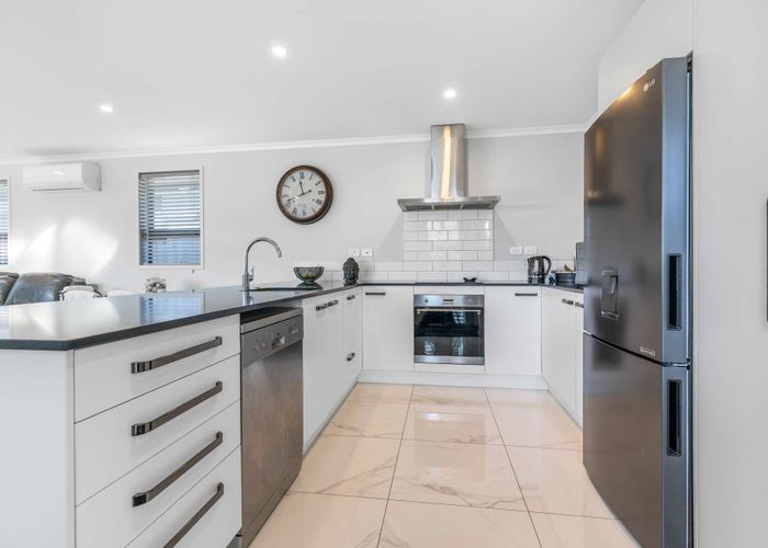 at 8 Wawai Drive, Papamoa Beach, Papamoa