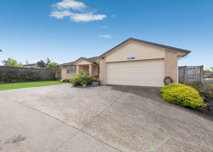  at 27 Toomer Place, Beachlands, Manukau City, Auckland