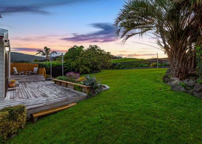  at 41 Grassmere Road, Henderson Valley, Auckland