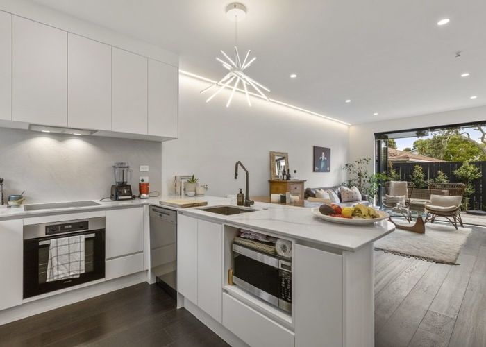  at 18D St Michaels Avenue, Point Chevalier, Auckland City, Auckland