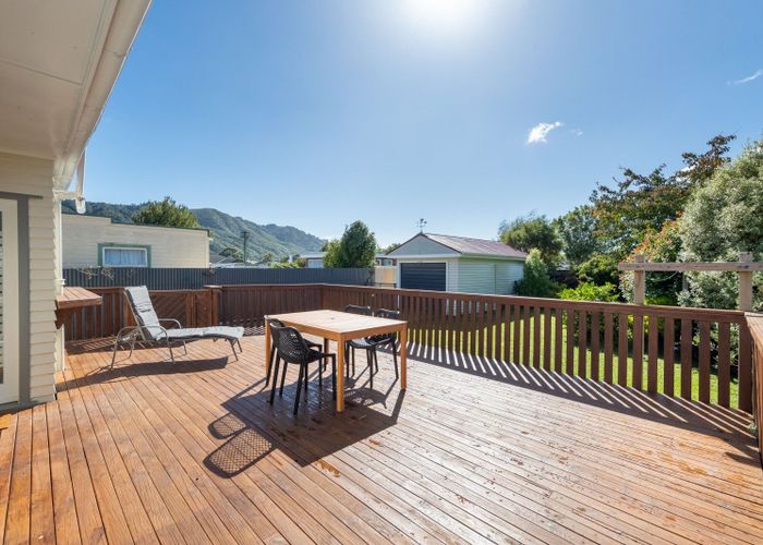  at 60 Pine Avenue, Ebdentown, Upper Hutt, Wellington