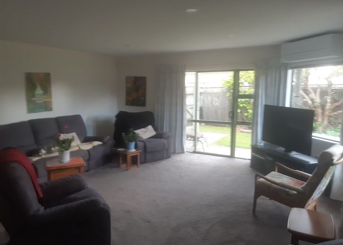  at 21 Rutherford Drive, Waikanae Beach, Kapiti Coast, Wellington