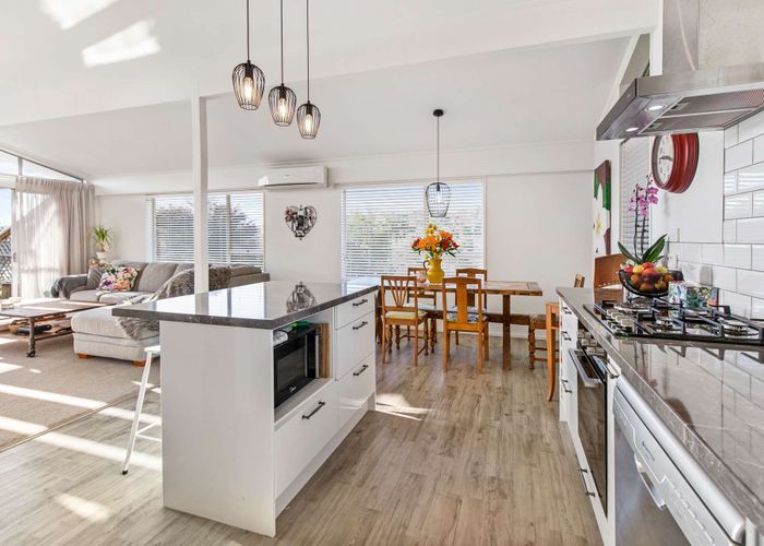  at 14 Pandora Place, Welcome Bay, Tauranga