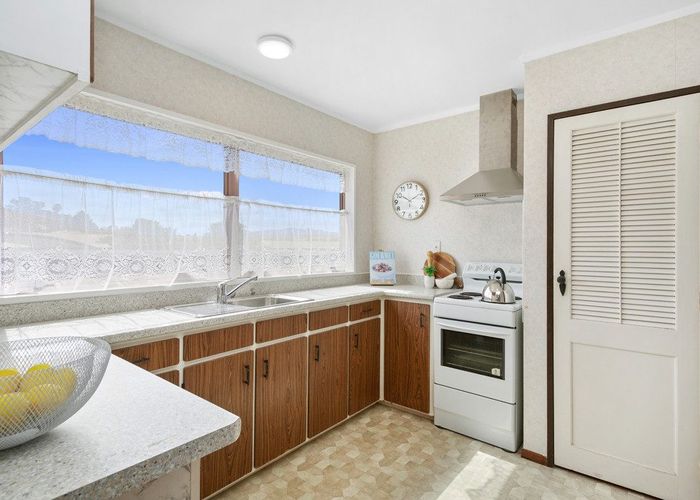  at 4/19 Phillip Street, Johnsonville, Wellington