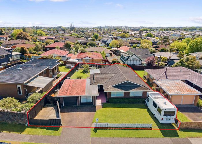  at 30 Luton Avenue, Sunnyhills, Manukau City, Auckland